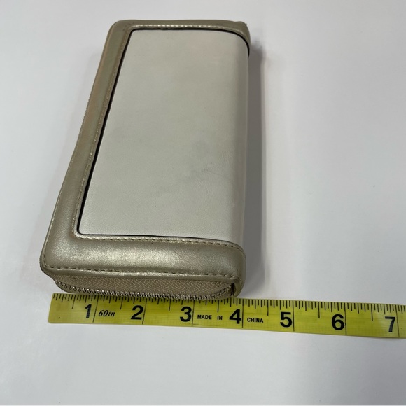 Coach Womens Wallet Zip Around Accordion Off White Metallic Gold Leather #0693 - Picture 7 of 15